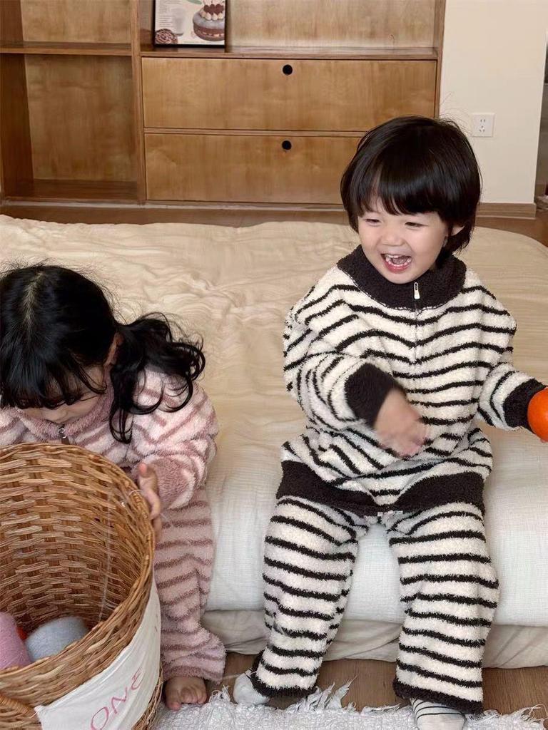 Kids' Coral Fleece Pajamas: Striped Zipper Parent-Child Set for Autumn and Winter