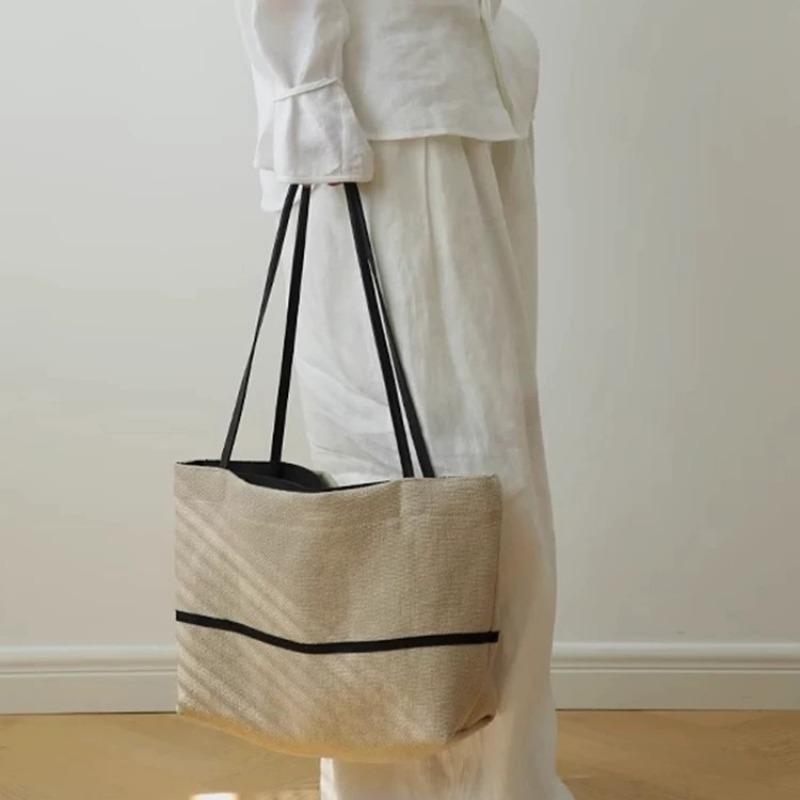 Tote Bag, A Laid-back Style Large-capacity Single-shoulder Bag for Commuting Casually