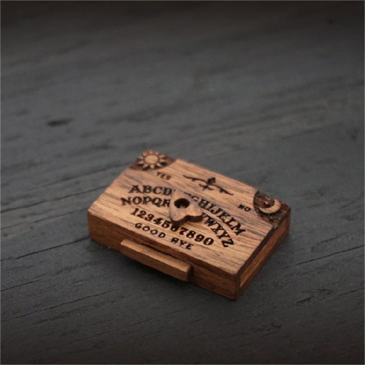 Multifunctional Miniature Wooden Spirit Board Combining Decorative Artistrys And Planchette Emotional Love Drawer Decors