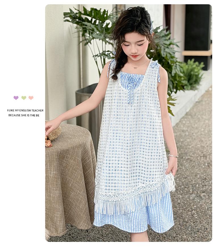 Women's clothing 2026 summer new layered hollow dress, mid size children's vacation style striped two-piece set, stylish