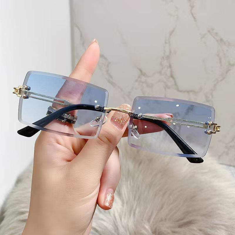 Vintage Fashion Sunglasses Rimless Frameless Rectangle Shades Gradient UV400 Summer Traveling Sun Glasses for Women