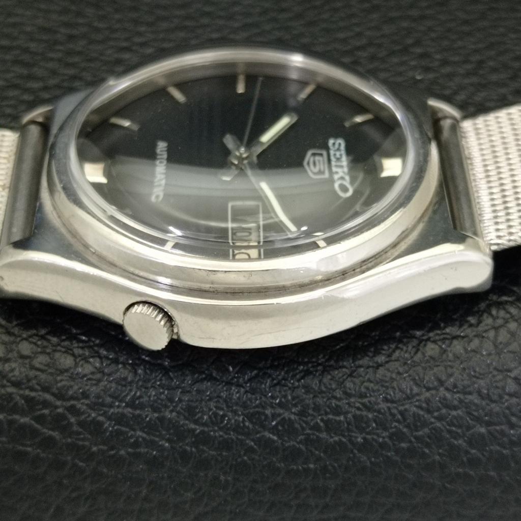SEIKO 5 AUTOMATIC 7009A JAPAN MENS VINTAGE BLACK COLOR DIAL WATCH a701539-5 R206b-a701539