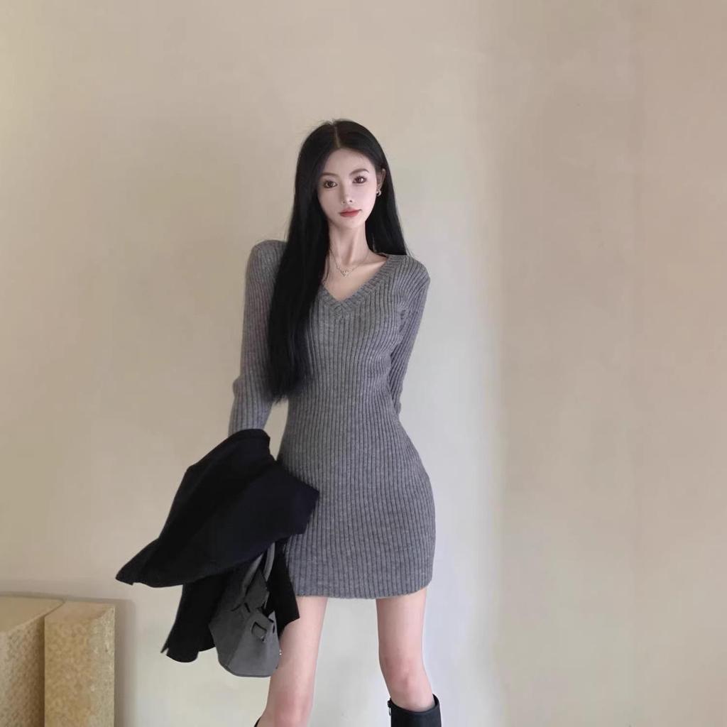 2026 Spring/Autumn Women's Slim-Fit Knit Dress - Hip-Hugging Inner Layer Sweater with Short Skirt Design