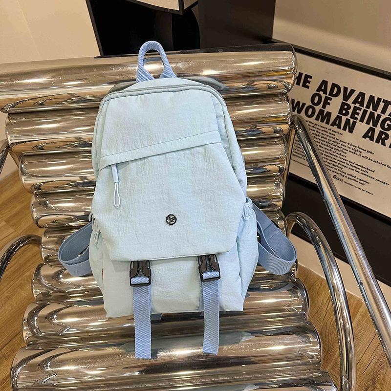 

Простой и универсальный школьный рюкзак Новый рюкзак Большая вместимость Персонализированный нишевый школьный рюкзак Легкий с защитой от брызг Рюкзак для весенних прогулок и путешествий синий