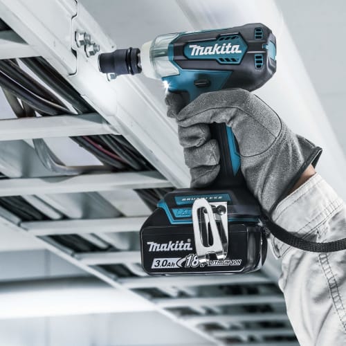 Makita Impact Wrench TW181DZ (18V) Torque 180Nm Equipped with nut drop prevention mode Battery charger sold separately