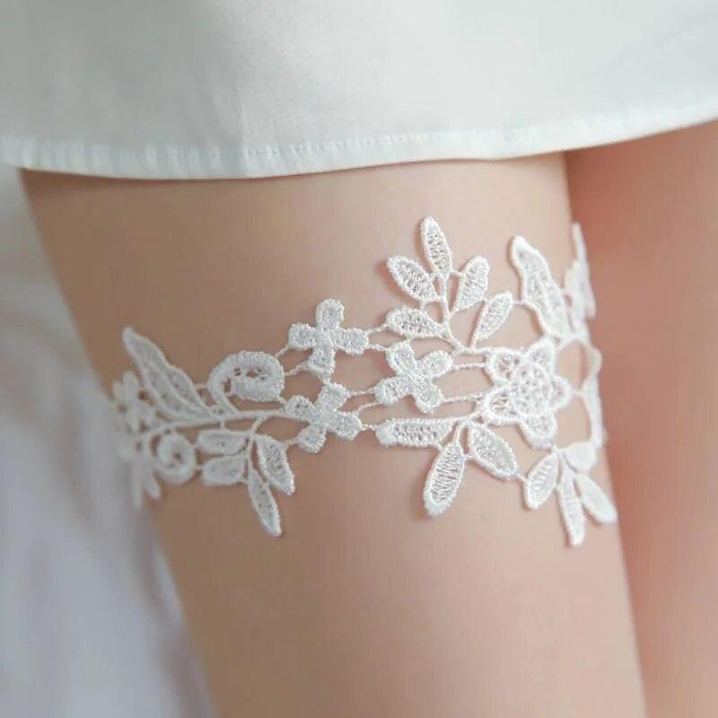 1 Piece of Punk Temperament High-end Sexy Lace Flower Lace Thigh Ring for WOMEN'S Fashionable Body Chain, Vacation Travel Party
