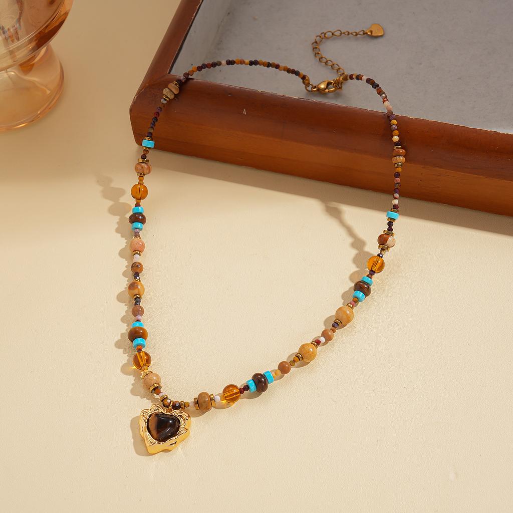 Tiger's eye stone beaded wound love clavicle sweater chain autumn and winter Maillard temperament necklace