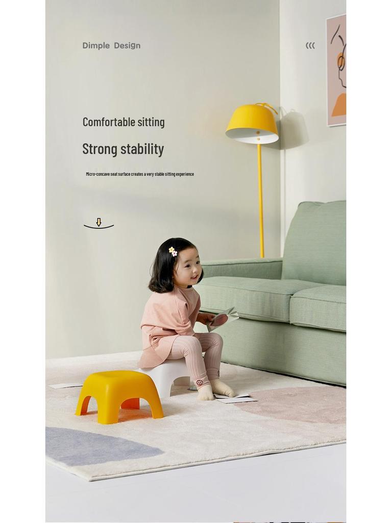 Rutschfester, robuster 4-beiniger Kunststoffhocker für Kinder für Badezimmer und zum Schuwechseln