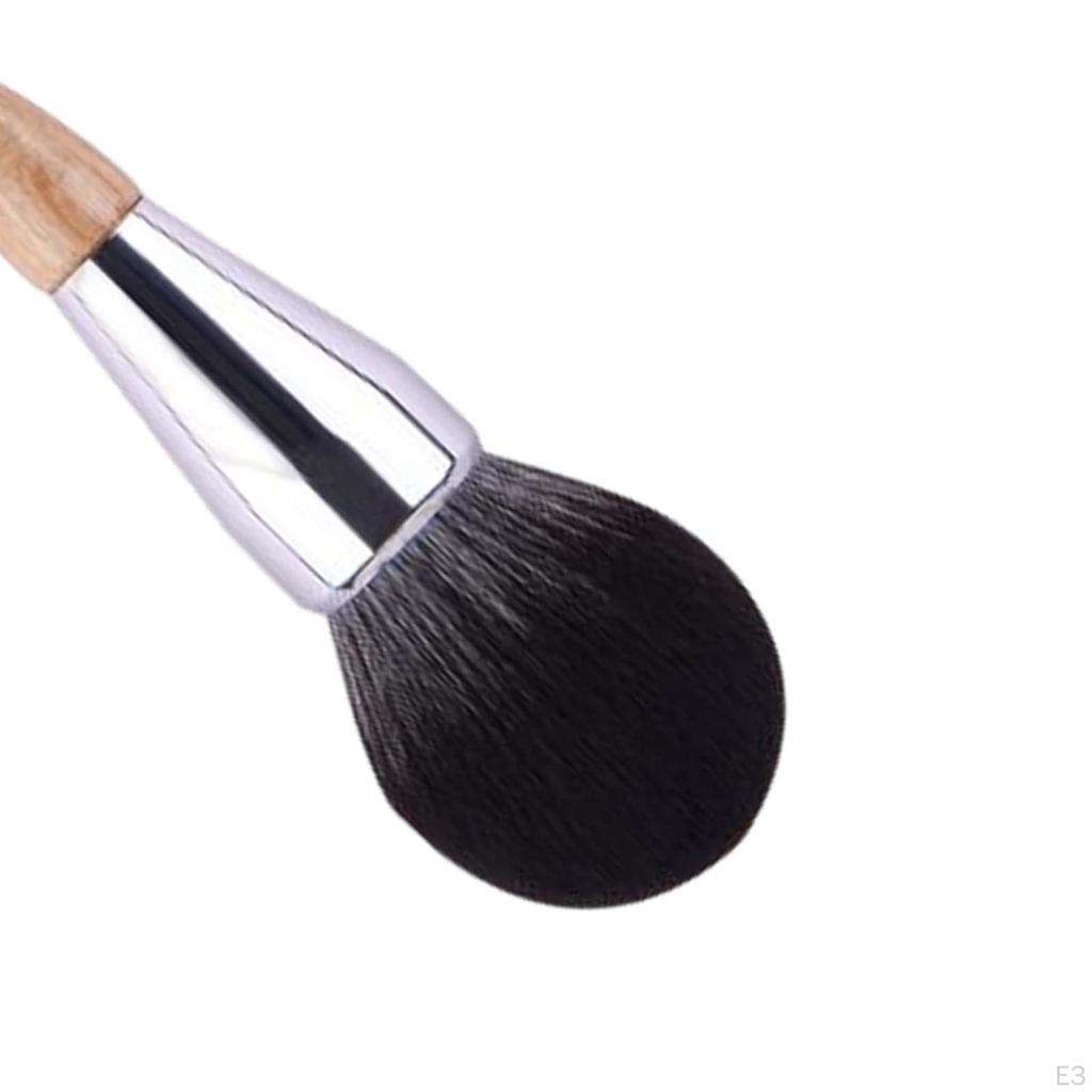 Brush Soft Lightweight Makeup with Handle for Blush