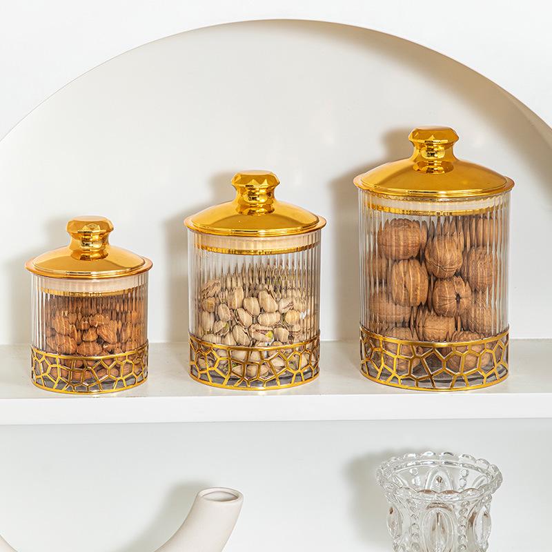 Golden Sealed Food-Grade Transparent Storage Jar with Lid for Dried Fruit and Snacks – Moisture-Proof Ornament
