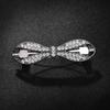 Clip de Primavera de Circonita Blanca Flor de Pedrería Brillante Clip Superior Clip Horizontal Elegante Adorno para el Cabello de Moda para Madres