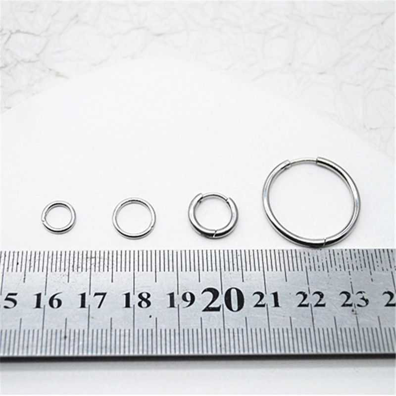 Qingdao Kanila Foreign Trade Jewelry European and American Niche Surgical Steel Material Anti-Allergy Ear Piercing Daily Earrings