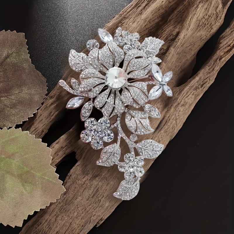[Elegant Floral Brooch] 1pc Elegant Floral Brooch | Sparkling Rhinestone, White Golden-Plated Intricate Leaf & Flower Design - Women's Fashion Accesso