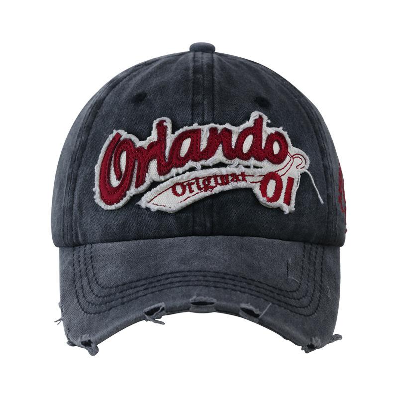 Retro and Aged English Baseball Caps for Women To Show Off Their Faces  A Versatile Korean Style Embroidered Couple