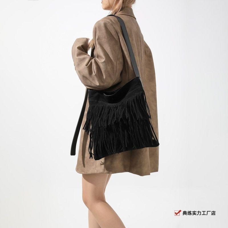 Tassel Personality Autumn Fashion Casual Large Capacity Autumn New Trend Casual Simple Crossbody Shoulder Bag Women