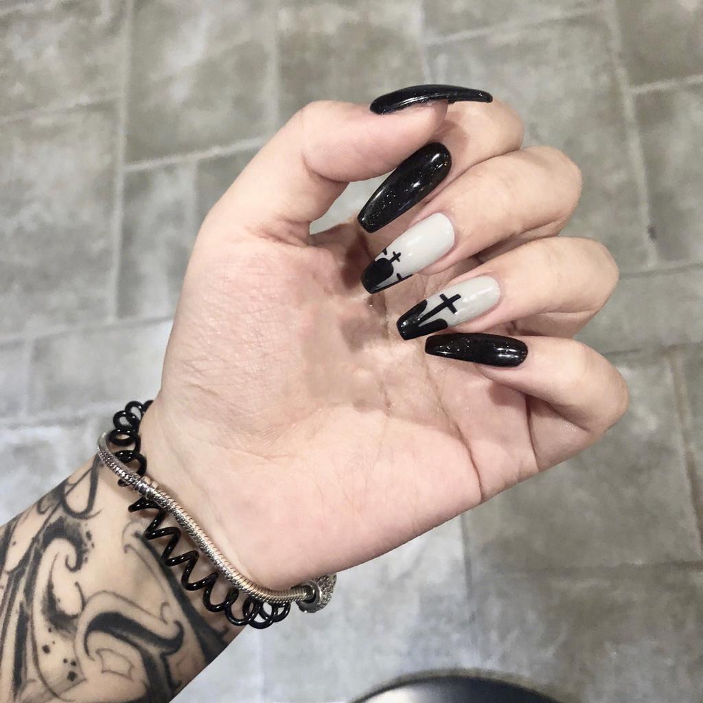 2025 New Halloween Wear Nail 3D Three-dimensional Nail Art False Nails European and American Spider Bat Nail Pieces