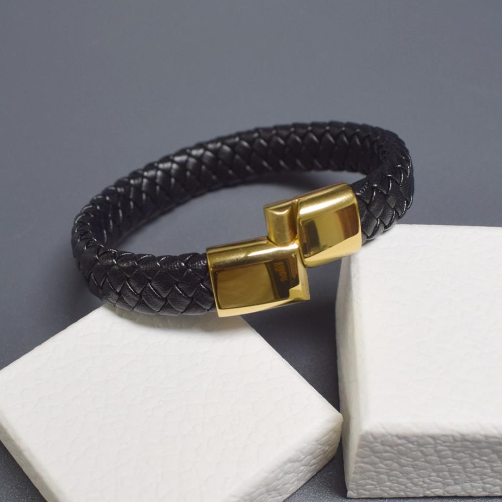 Fashion Stainless Steel Magnetic Buckle Bracelet Men Personalized Woven Wide Leather Rope Wristband Luxury Jewelry Pulseras