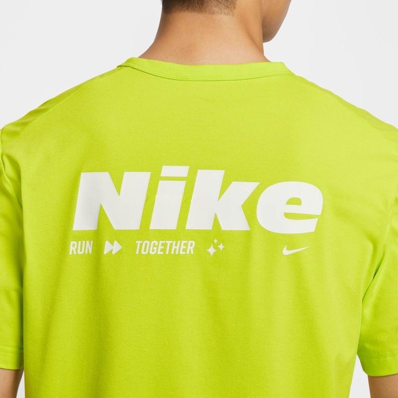 Nike Hyverse Dri-Fit Sonnenschutz Schnelltrocknend Atmungsaktiv Sport Kurzarm T-Shirt Herren Tops Gelb HV4882389
