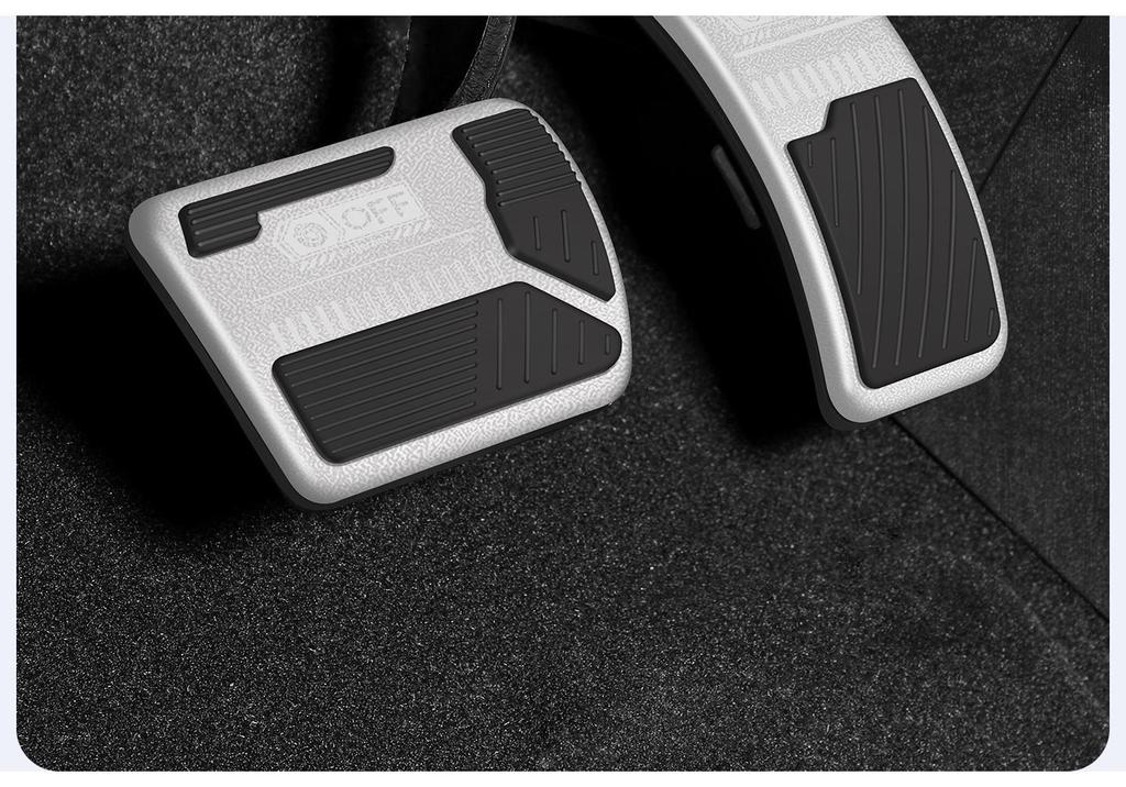 Wuling Rongguang EV Anti-Slip Accelerator & Brake Pedal Covers for Interior Modification
