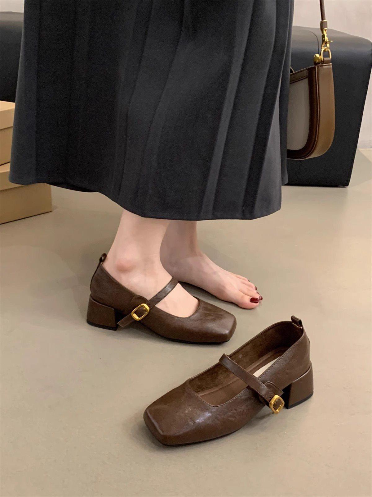 

New rough mid-spring shallow mouth 2025 Mary Jane shoes women s skirt with shallow mouth single shoes French retro heel square head 39