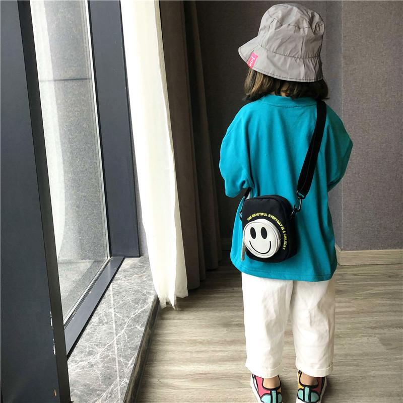 Fashionable Kids Smiley Face Crossbody Bag Chic Durable Canvas Small Backpack For Children