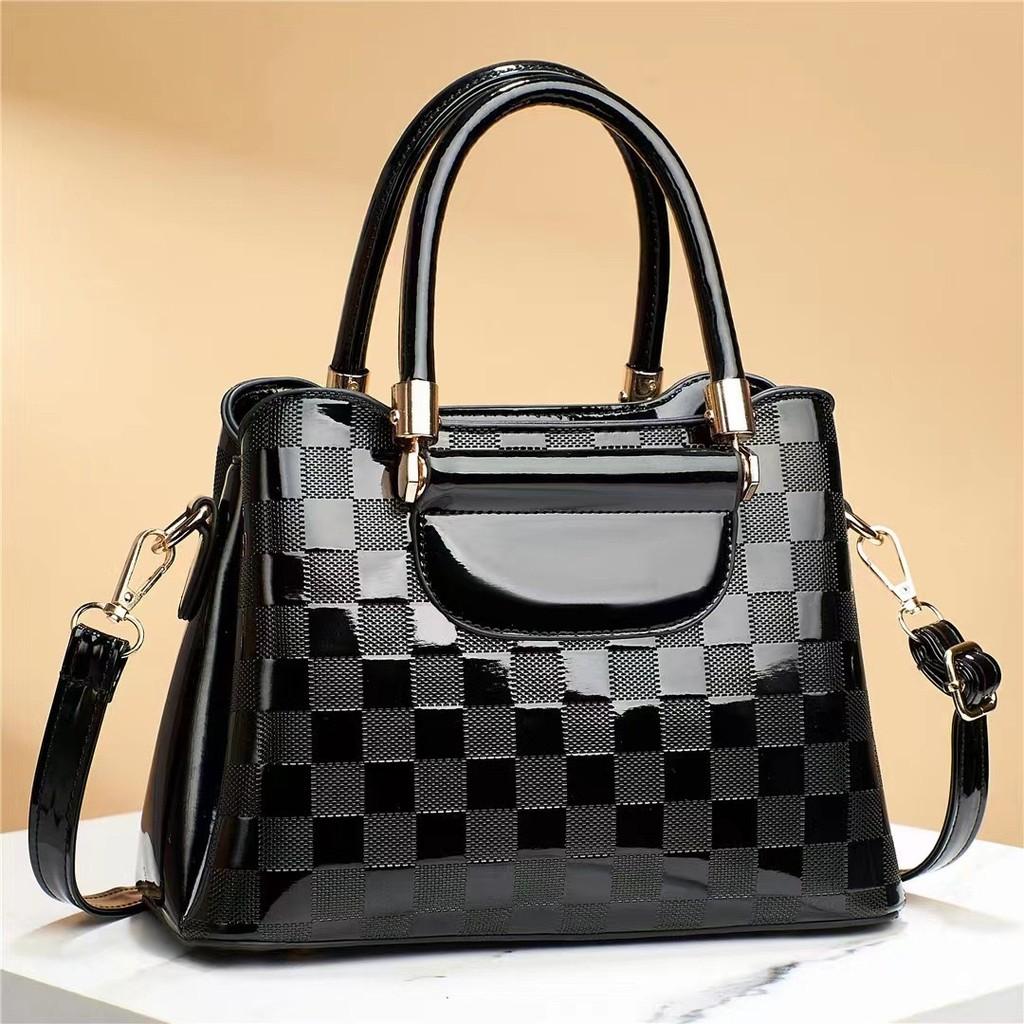 Stone Grain Genuine Leather Small Crossbody Bag With Inner Pocket For Casual Wear