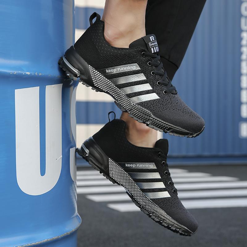 Men's Breathable Casual Sports Shoes Flat Vulcanized Couple Running Big Size Men's Comfort Flying Mesh Surface Wear-resistant