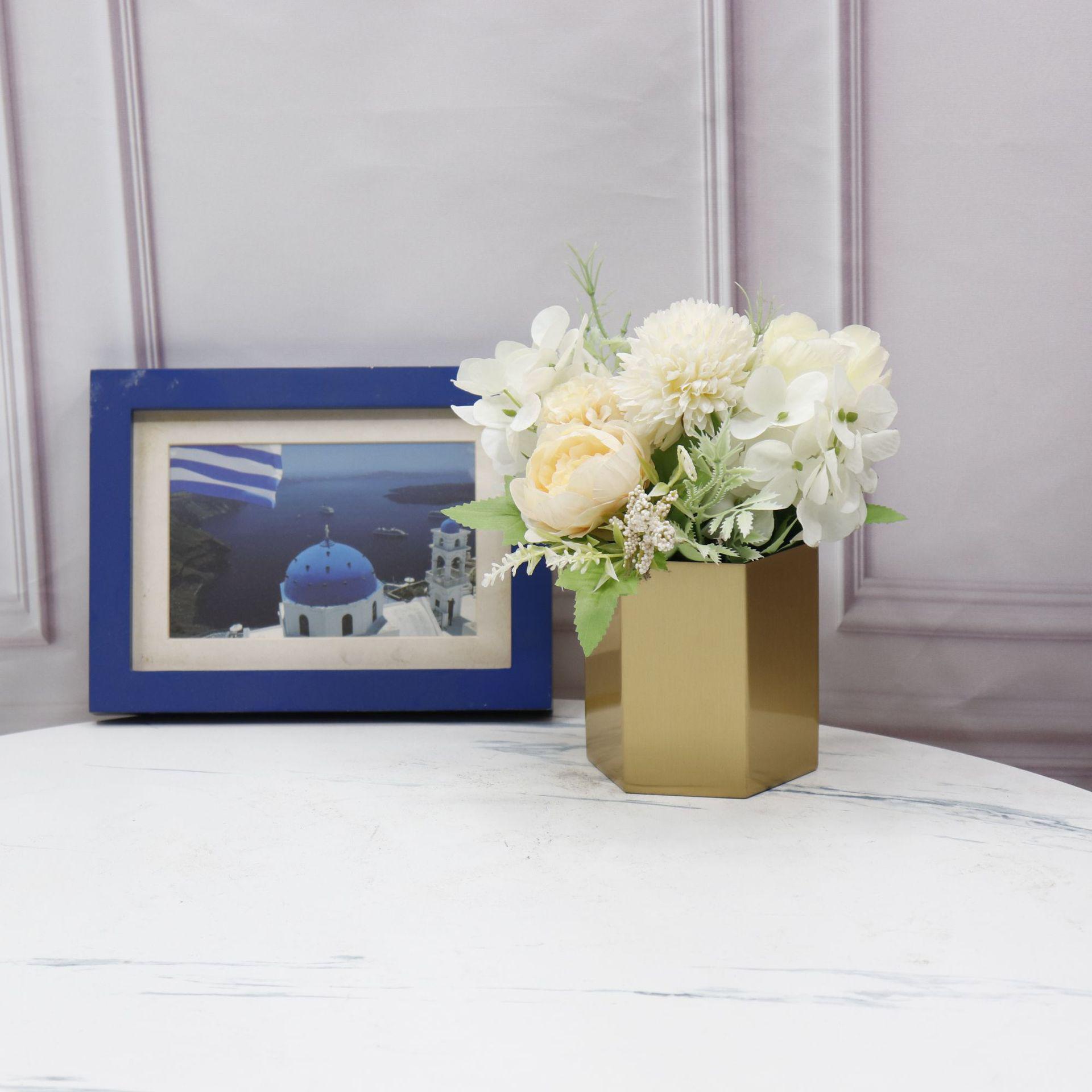 Modern Nordic Golden Metal Vase for Minimalist Decor