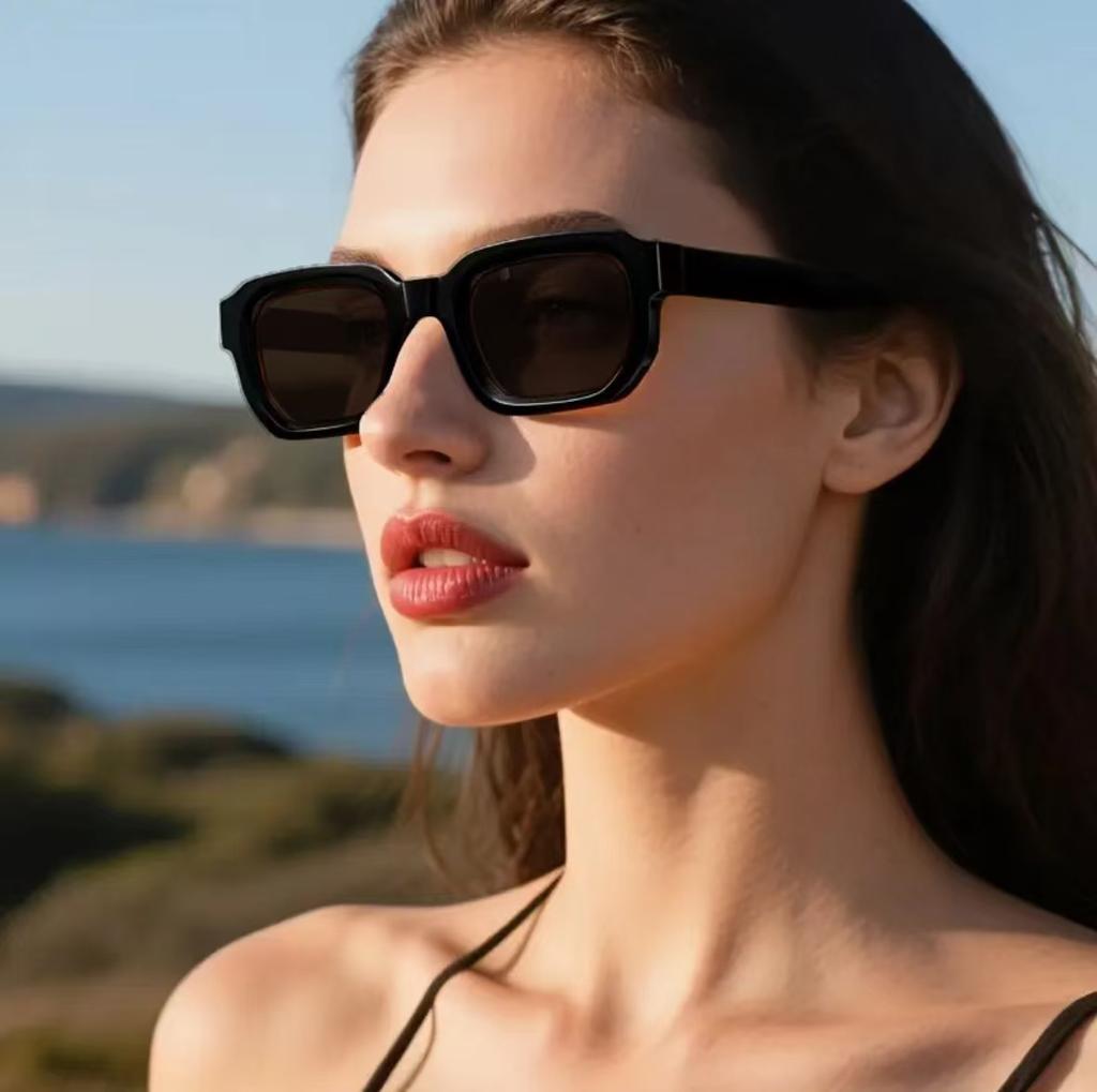 Luxurious Rectangle Sunglasses Women Men Fashion Brand Designer Casual Sun Glasses Female Male UV400 Outdoor Eyewear