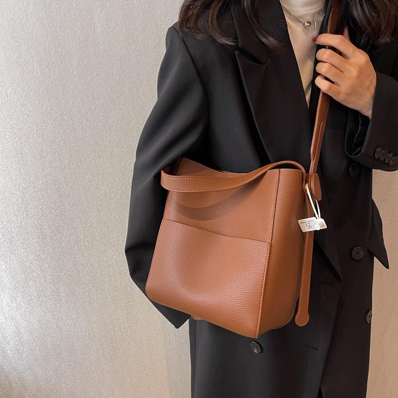 Marken-Damen-Einschulter-Beuteltasche Große Kapazität Trendige Diagal-Tasche PU-Leder-Handtasche Mode-Designerin Damen-Reisebrieftasche