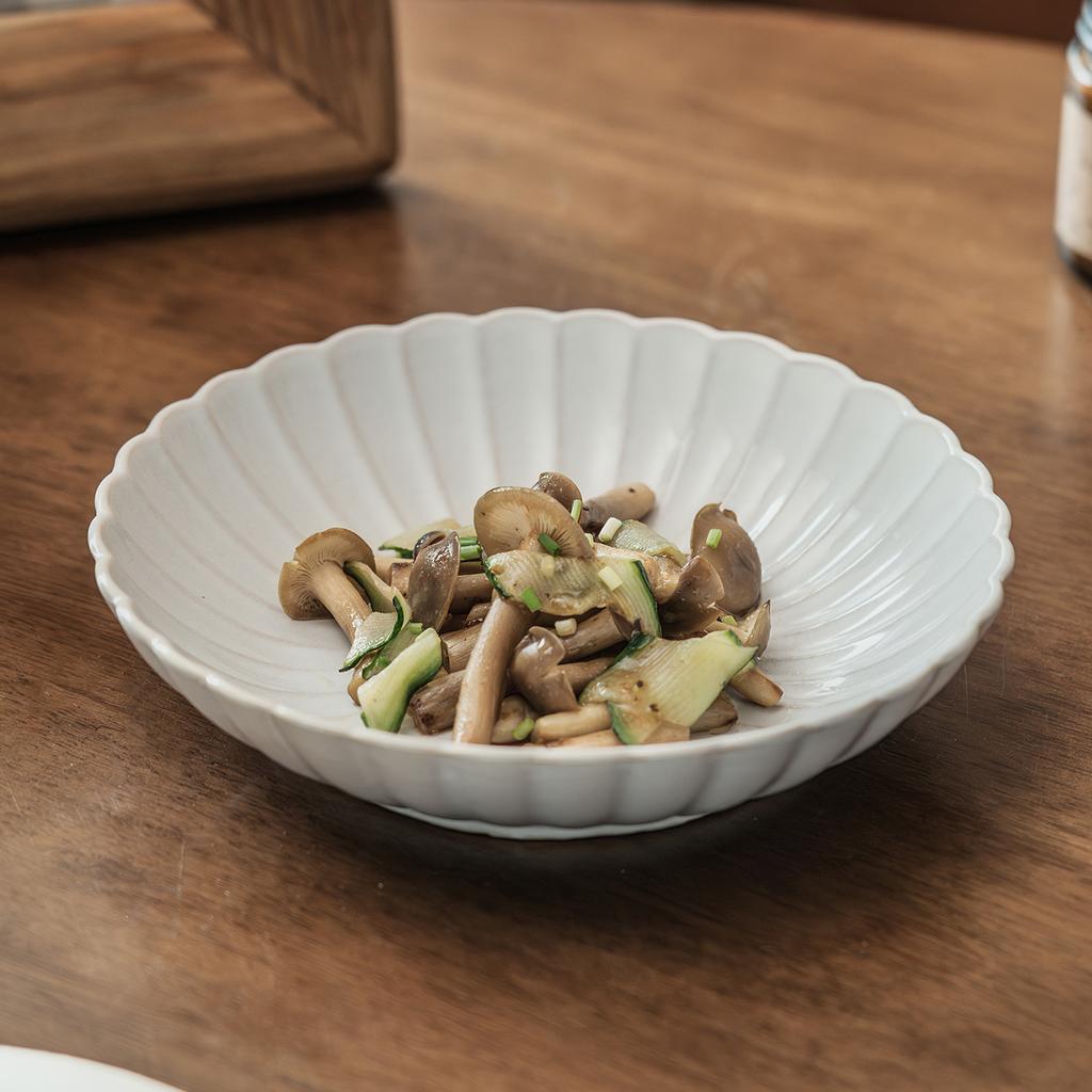 Nordic Style Plate Petal-Shaped Deep Plate Household Ceramic Plate Dinner Plate Creative Dish Plate Round Tableware Western Food Plate