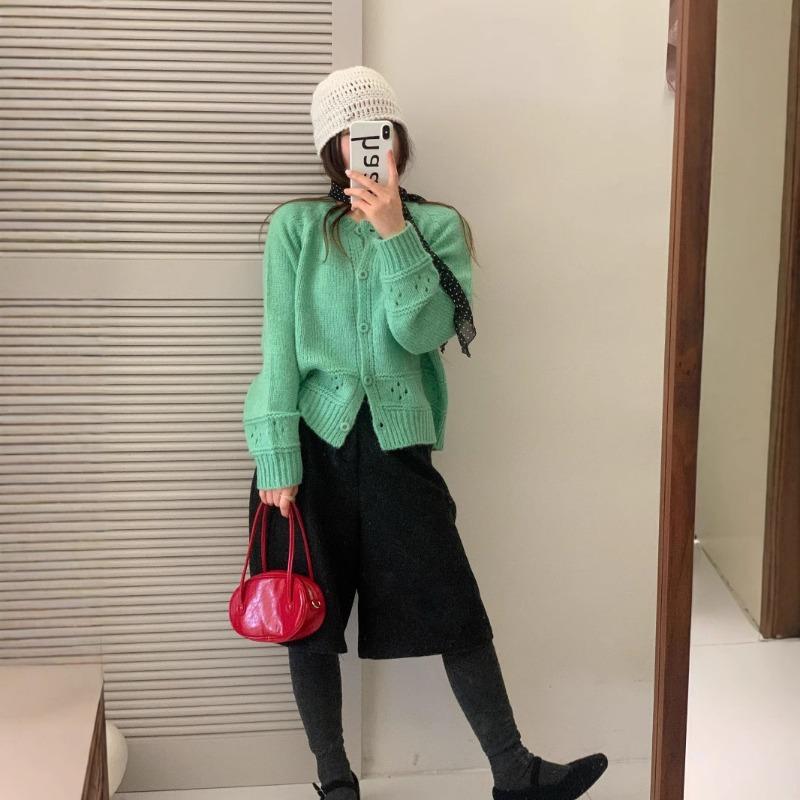 Spring and Autumn New Crew Neck Hollow Knitted Cardigan Top Women's Sweet Lazy Wind Jacket Single-breasted Jacket Tide