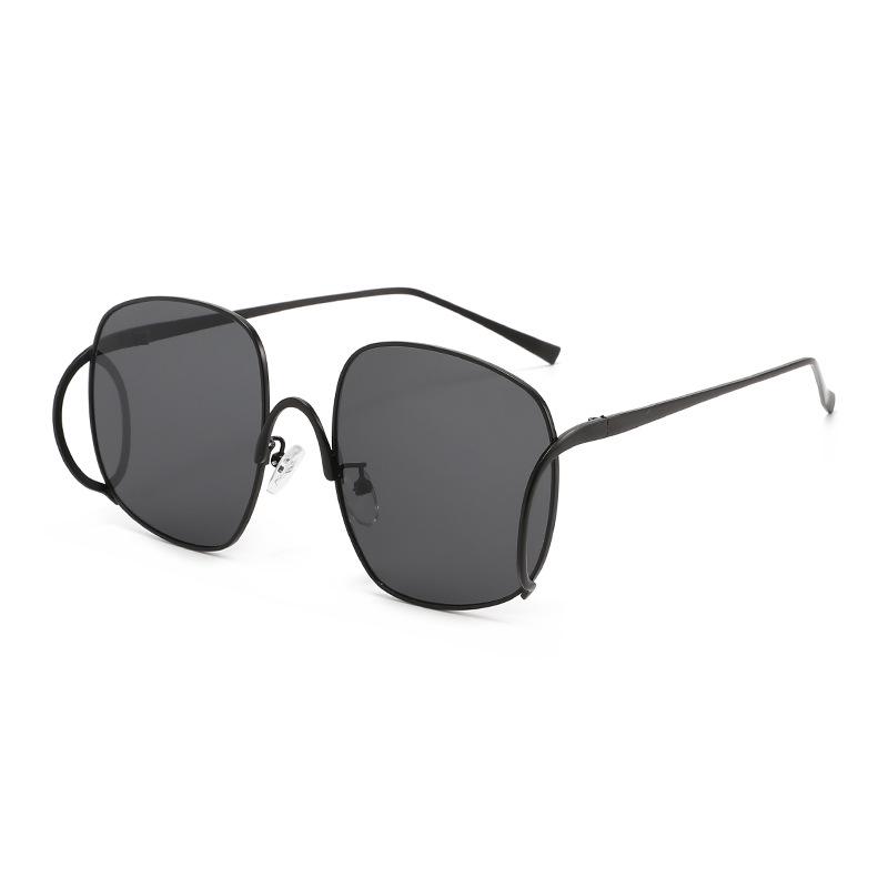 2026 Trendy Large Frame Sunglasses - Stylish European & American Metal Unisex Glasses with High-End Personality. Regular