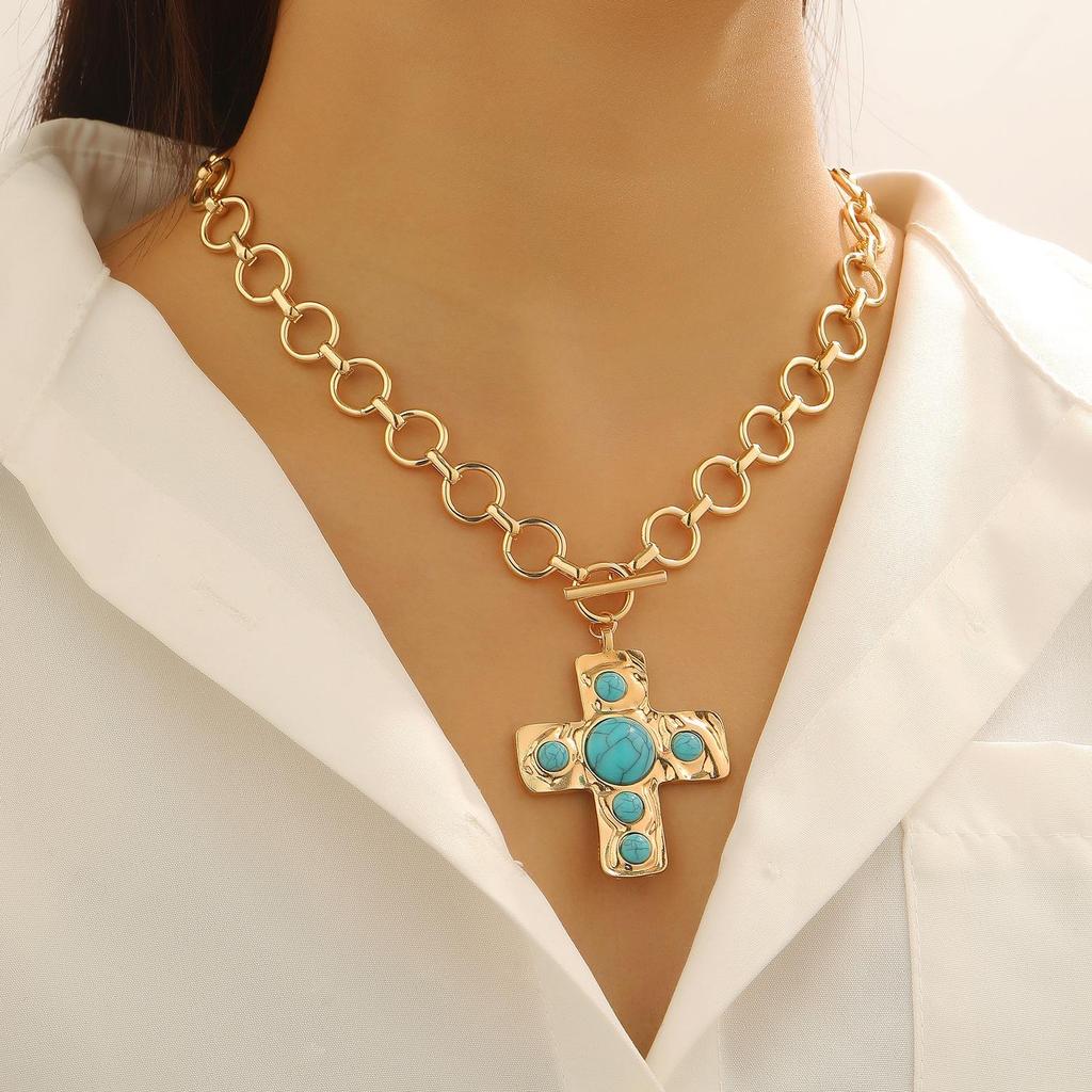 European & American Turquoise Rhinestone Jewelry Set: Necklace, Earrings, Bracelet Pendant for Women