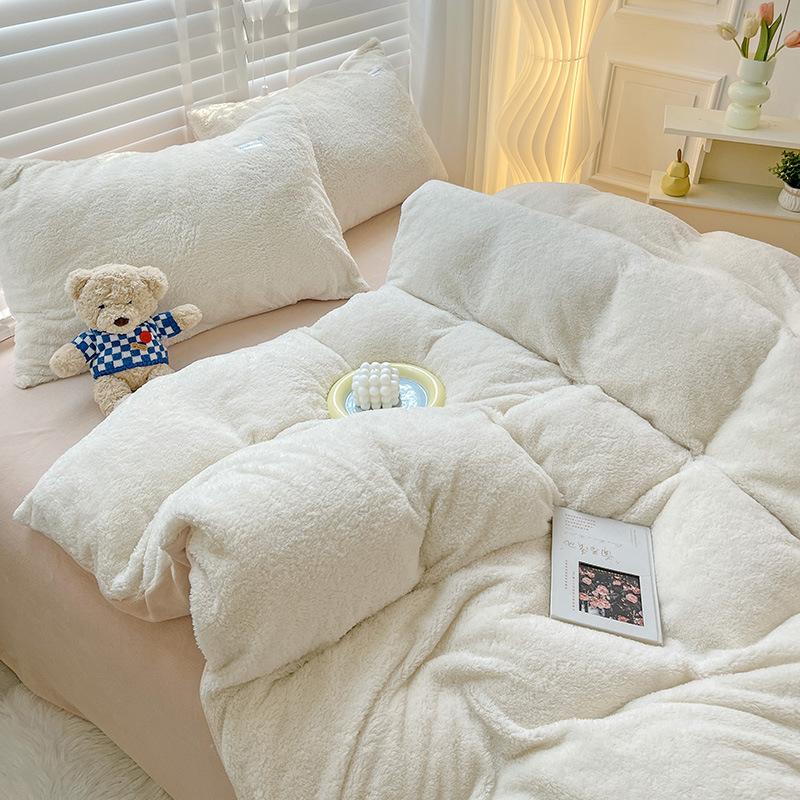 Milk Velvet Four Piece Set Ins Wind Winter Thickened Coral Velvet Bedspread Quilt Cover Flannel Bedding