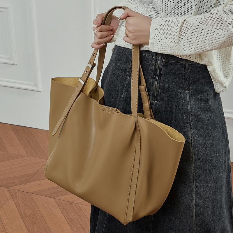 Genuine Leather Large-capacity Bag, Fashionable Retro Tote Bag, Trendy Single-shoulder Mother-and-child Bag