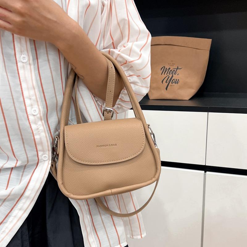 Einfarbige Handtasche Sommer neue lässige vielseitige einfache kleine quadratische Tasche Mode Schulter Umhängetasche Damen