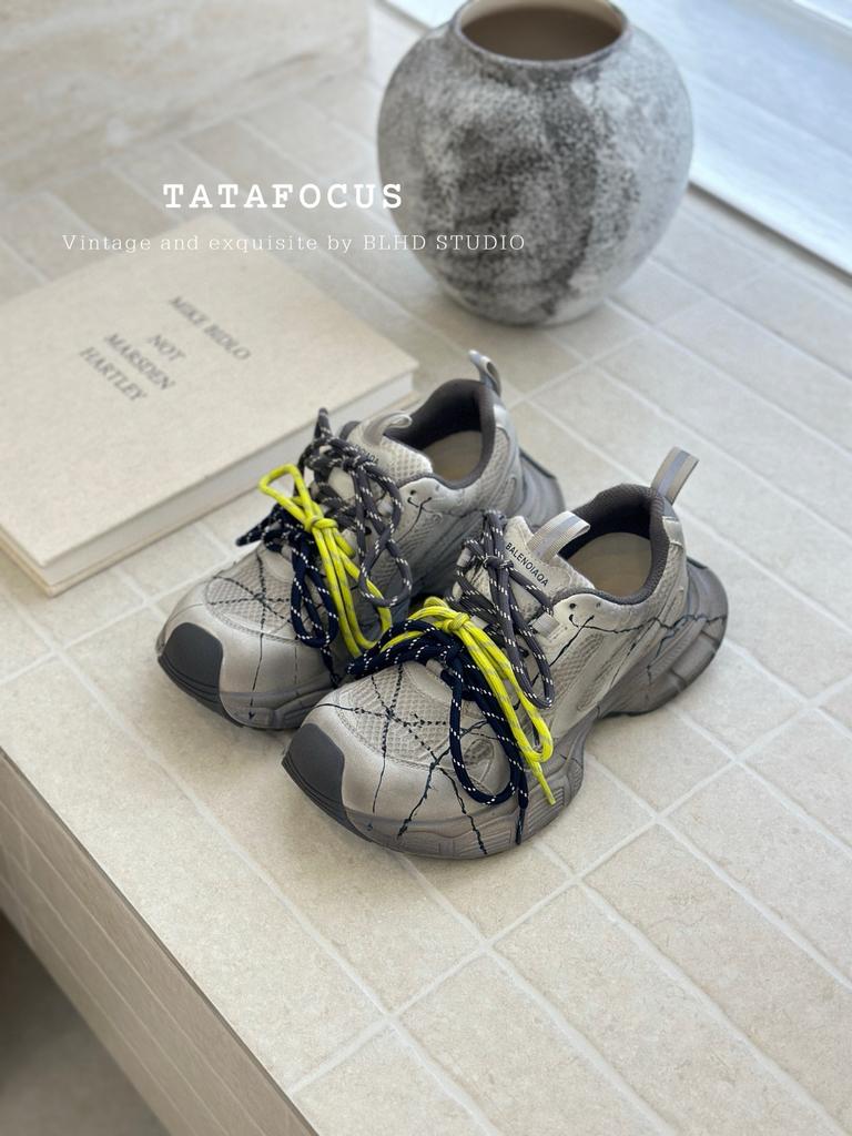 Herbst 2025 neue Leder Plateau-Dad-Schuhe Damen Sportschuhe modisch und alt vielseitige Freizeitschuhe