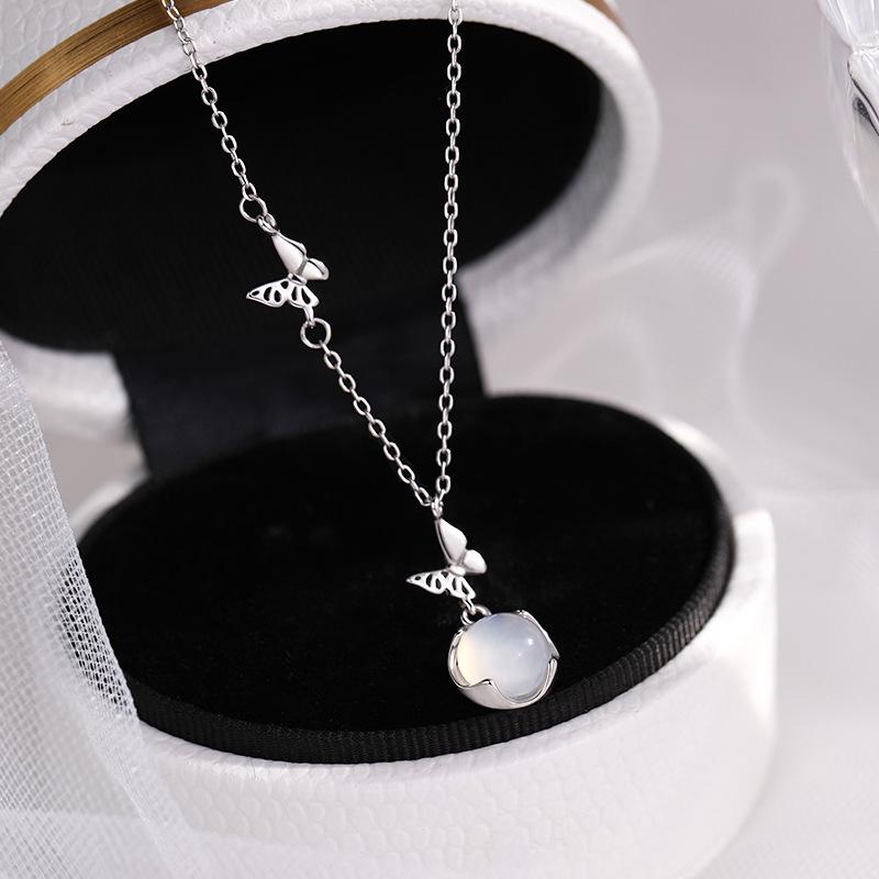 Xiangnan 999 Sterling Silver Butterfly Necklace - 2026 New Luxury Women's Clavicle Chain with High-End Niche Design