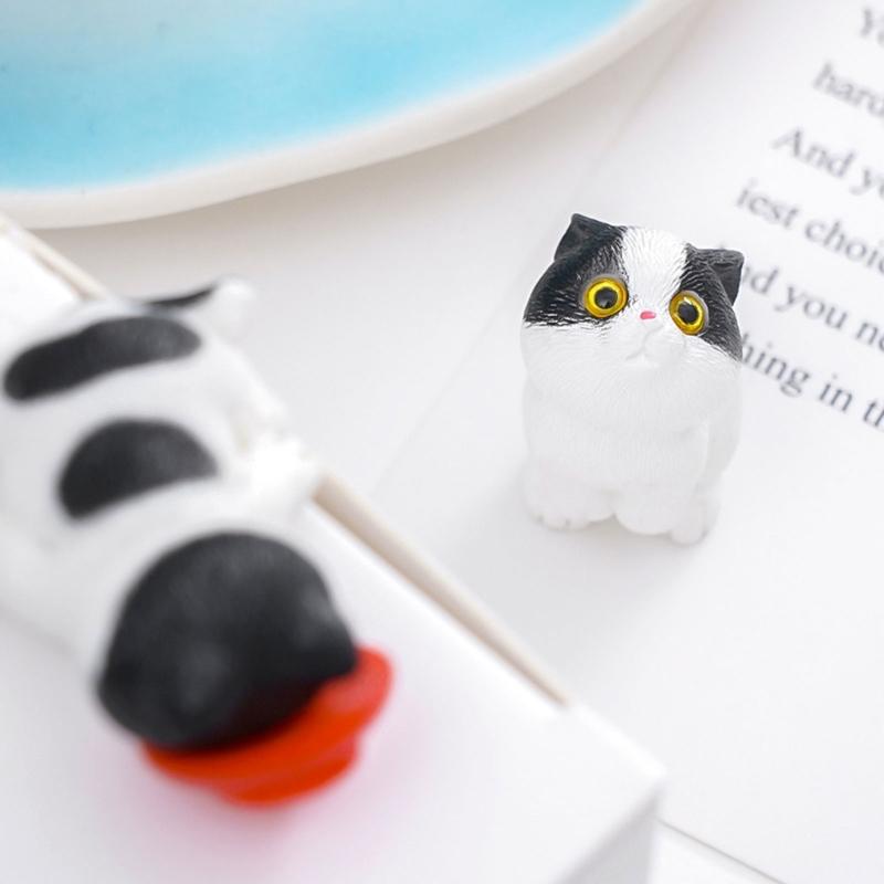 4 Piece Cartoon Miniature Cats Resins Figurines DIY Desktop Ornaments For Home Office Tabletop Decoration Gifting