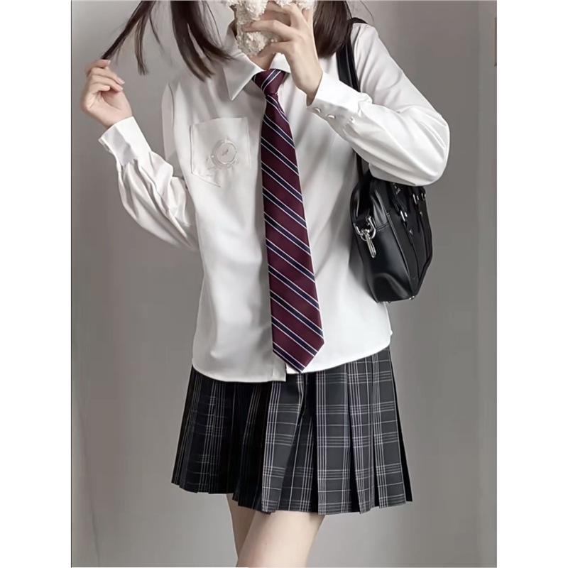 Women's Long Sleeve Embroidered Crane School-Style Shirt