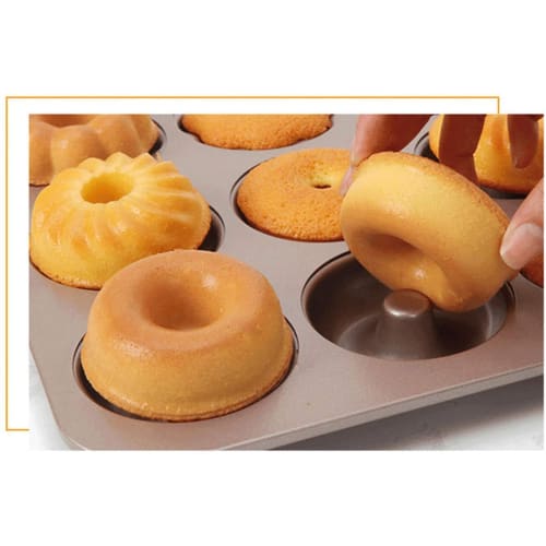FUZHENTU Muffin Pan, 26*26*2cm, Muffin Cup Pan, Christmas Canel? Pan, Madeleine Pan, 9-Cavity Muffin Cup, Baking Pan, Cupcake Pan, Non-Stick Cake Pan