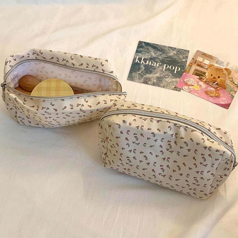 Large Capacity Makeup Bag Flower Printed Cosmetics Bag Pen Container Pen Case Sundry Storage Bags for Travel Toiletries