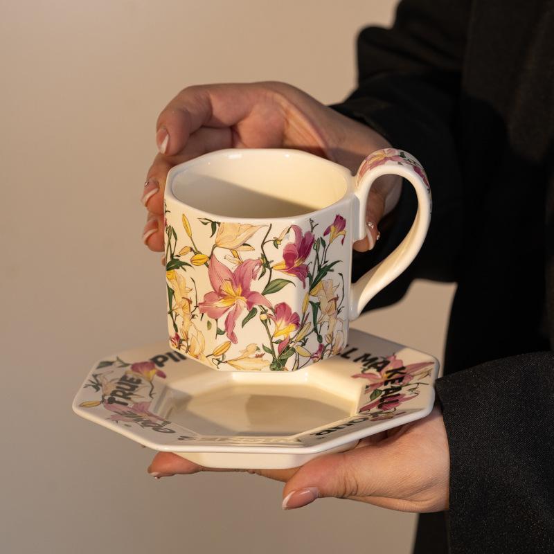 Premium Niche Design Cup Creative Retro Ink Painting Coffee Cup Saucer Girls Birthday Gift Souvenir
