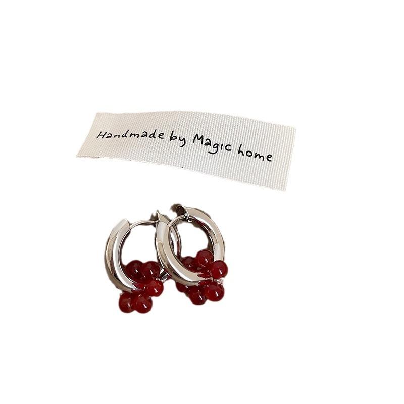 Red Beaded Flower Ear Buckle Female Design Sense Unique Personality Exquisite Elegant Fashion Commuter Versatile Earrings