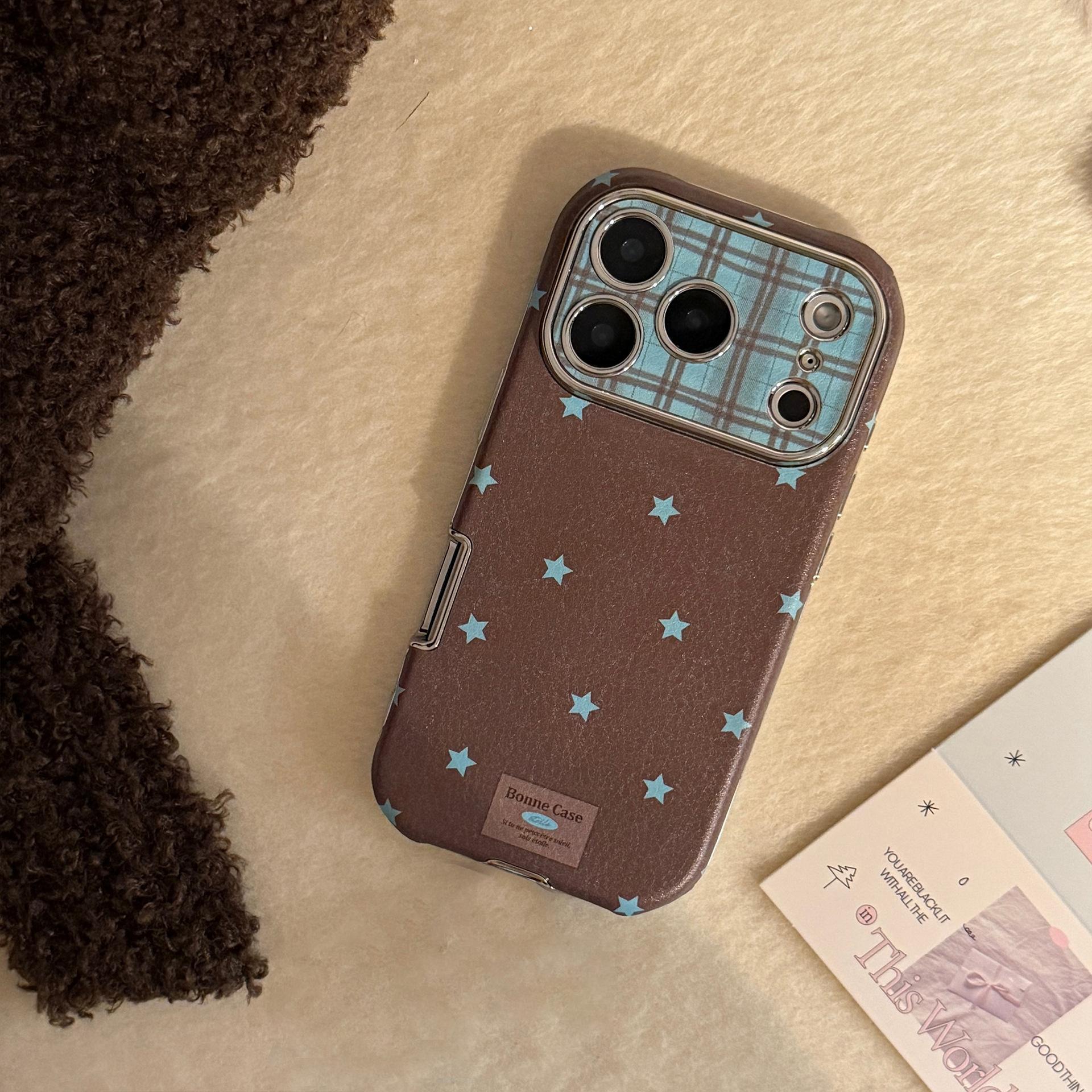 

Retro Stars Plating Leather Texture Phone Case For iPhone 17 16 15 Plus 14 13 12 11 Pro Max With Star Pendant Shockproof Cover iPhone 11