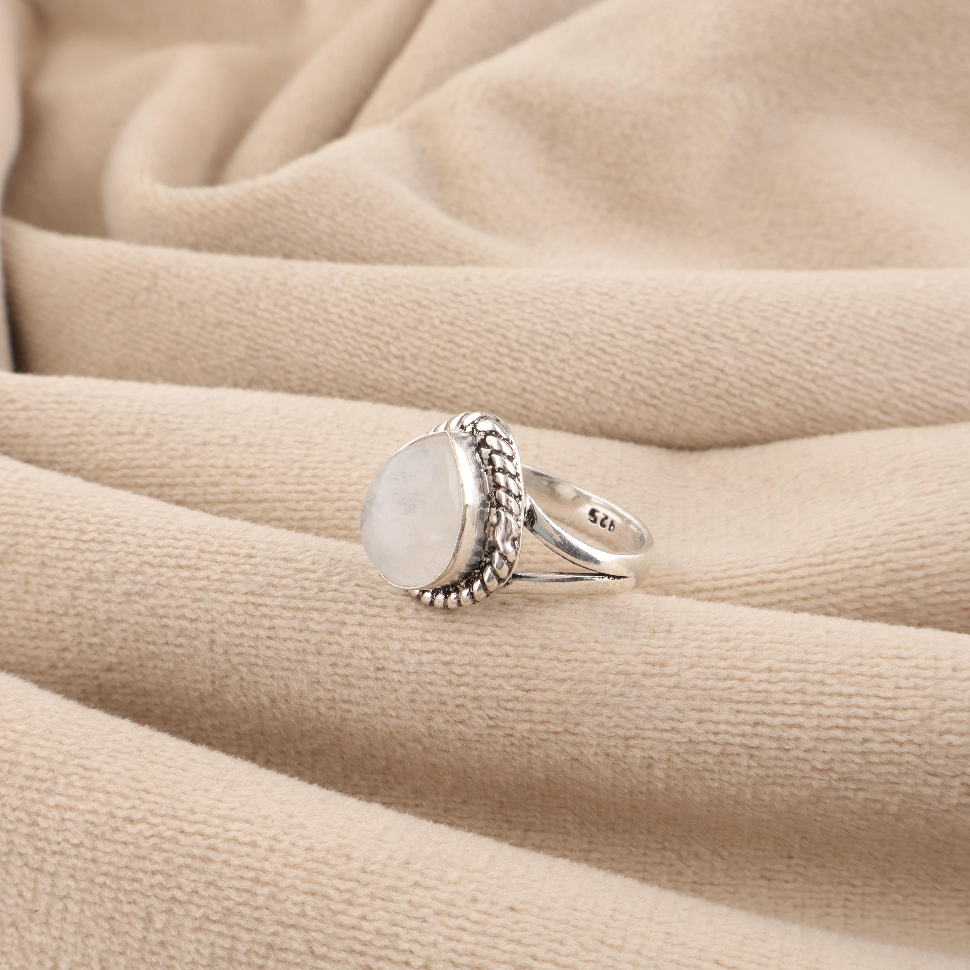 

Natural Rainbow Moonstone Gemstone 925 Sterling Silver Handcrafted Jewelry Women Ring For All occasion RR-85-24 4