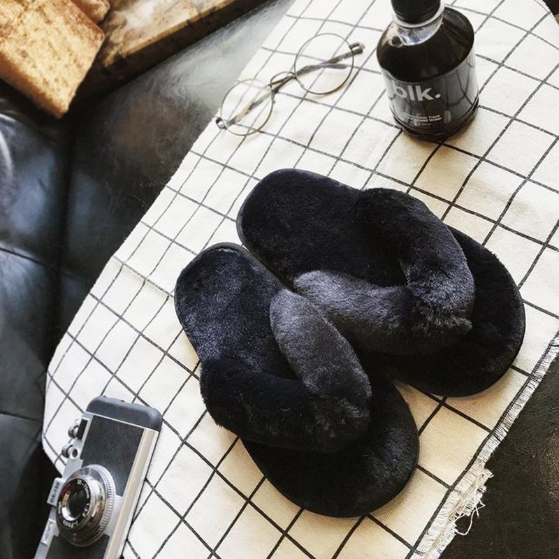 Autumn Winter Women Home Slippers Fashion Soft Furry Flats Slippers Faux Fur Women Warm Shoes Indoor Female Flip Flops WSH3747