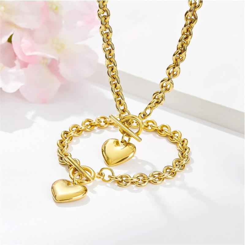 Simple and Trendy OT Snap-on Glossy Smooth Stainless Steel Heart Pendant Necklace and Bracelet for Both Men and Women