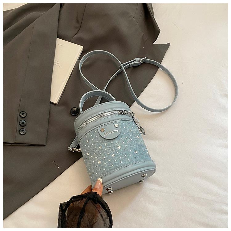 Niche design portable cylinder bag women's bag 2025 new Korean version ins foreign gas bucket bag mobile phone bag messenger bag